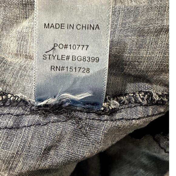 Eesome – Tencel Denim Acid-Wash Jumper – Size Small - Picture 5 of 5